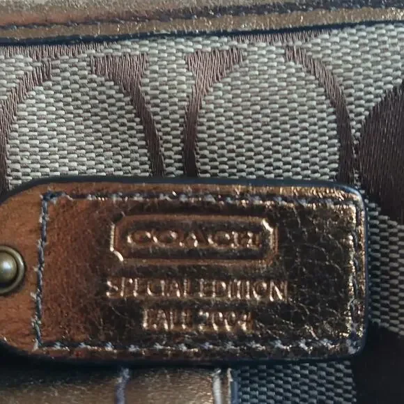 Coach Signature Canvas/Leather Vintage Tote - Rare! - Picture 16 of 16